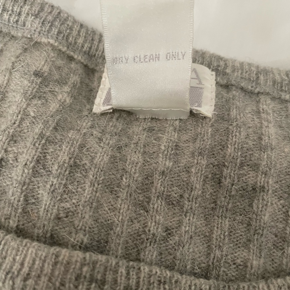 Moda International Gray Ribbed Sweater - Picture 4 of 4
